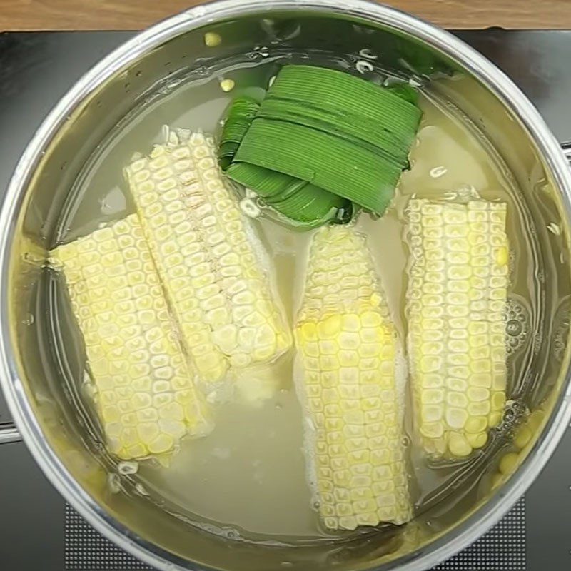 Step 2 Boil corn Corn pudding (bắp) cốm