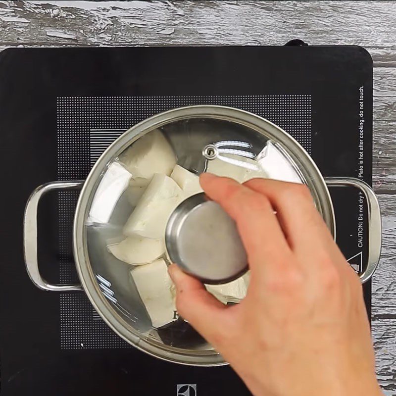 Step 1 Boil Cassava Fried Cassava Cake with Coconut