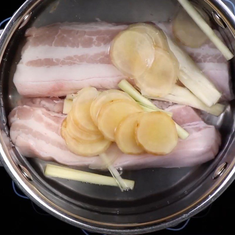 Step 1 Prepare and boil pork belly with Thai fish sauce