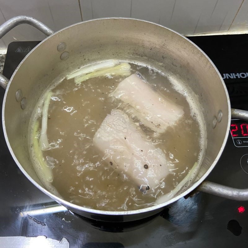 Step 2 Boil pork and carrots Rice paper rolls with boiled meat