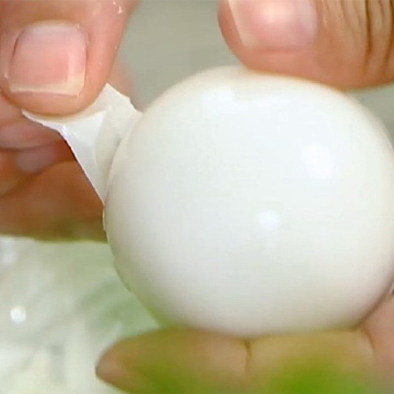 Step 3 Boil duck eggs for braised pork using a pressure cooker