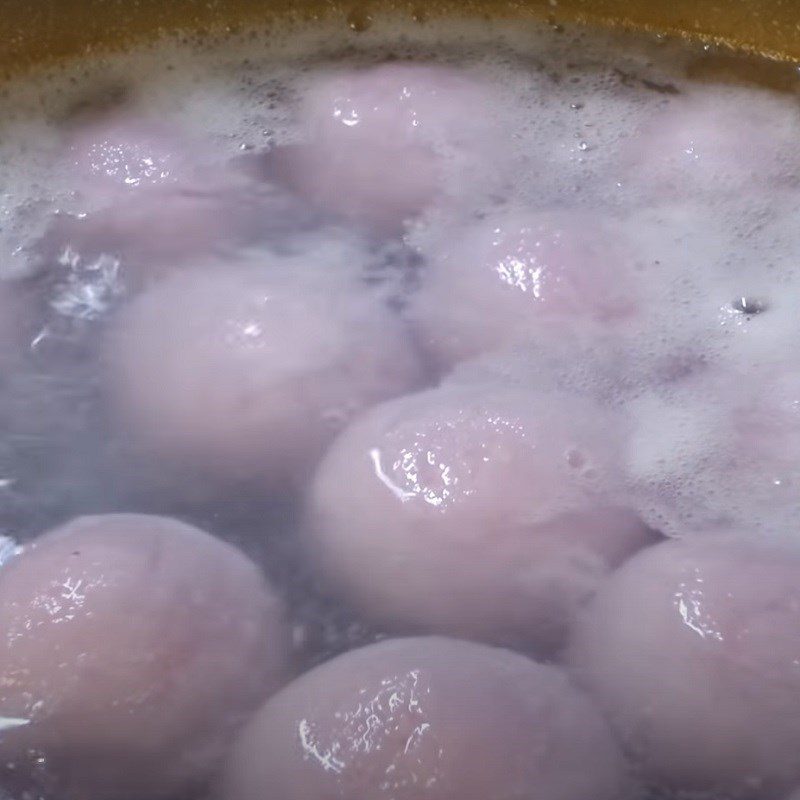 Step 6 Boil the dumplings Sweet potato dumplings