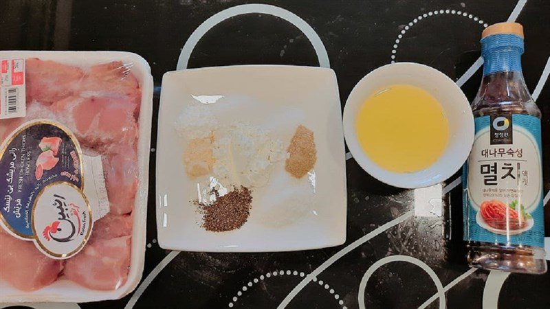 Ingredients for the dish steamed pork roll with eggs