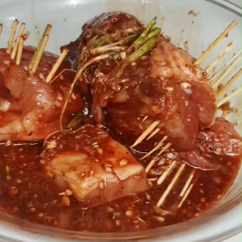 Step 5 Marinate the salted egg char siu