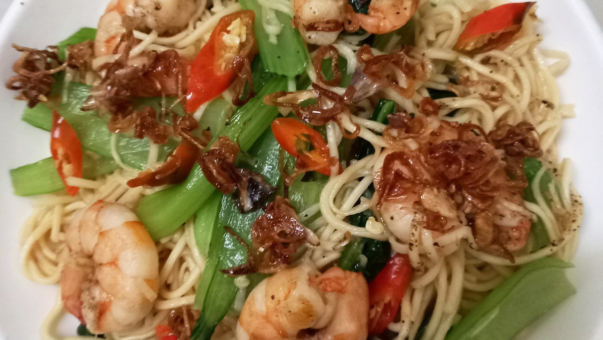 Shrimp and Bok Choy Stir-Fried Noodles