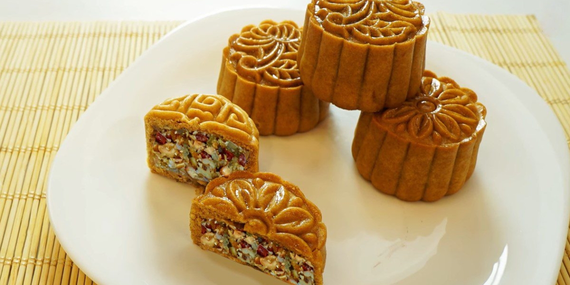 moon cake recipe with burnt caramel filling for moon festival 03144