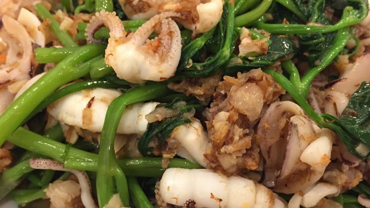 Squid stir-fried with dried shrimp