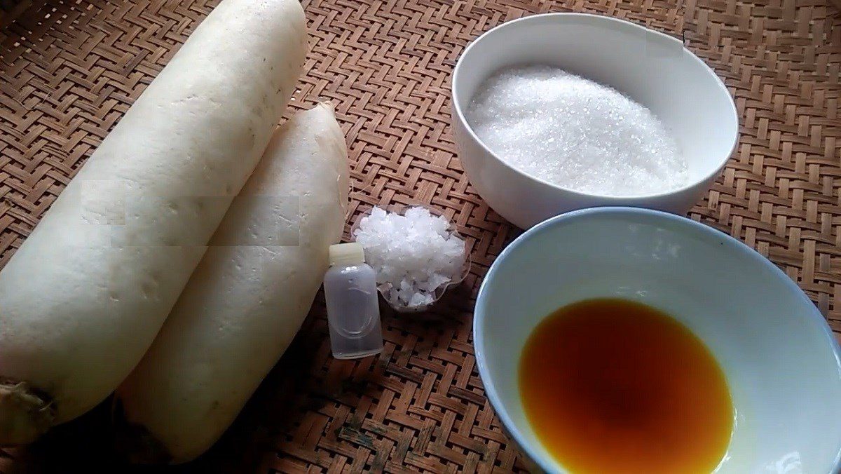 Ingredients for white radish jam