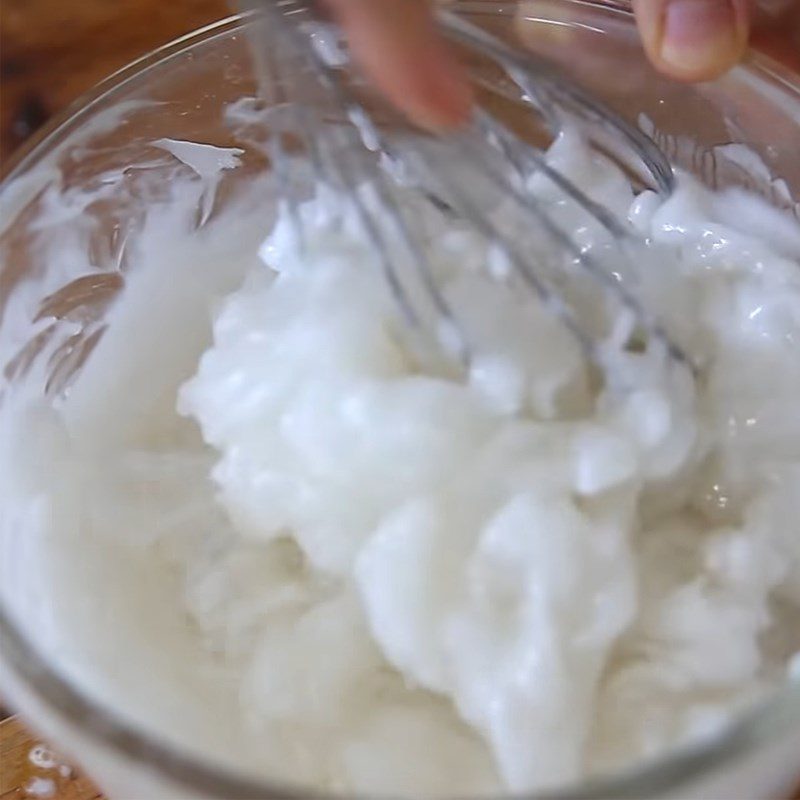 Step 4 Cooking the cake in the microwave Hot rice cake in the microwave