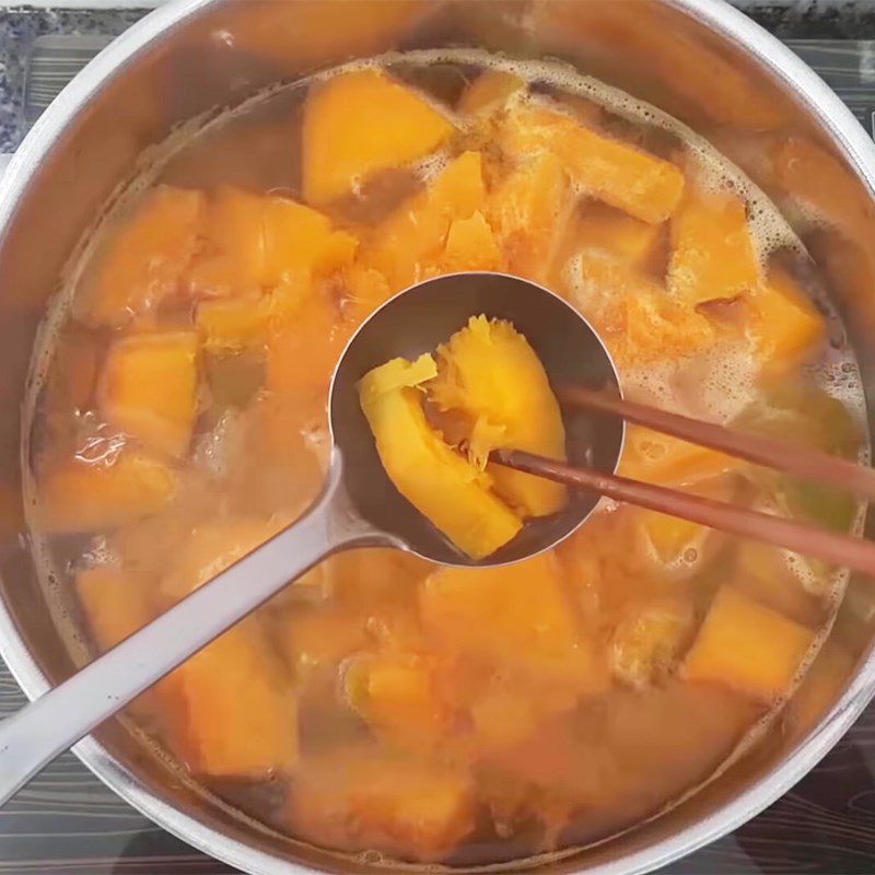 Step 2 Cooking pumpkin with milk Pumpkin milk bag