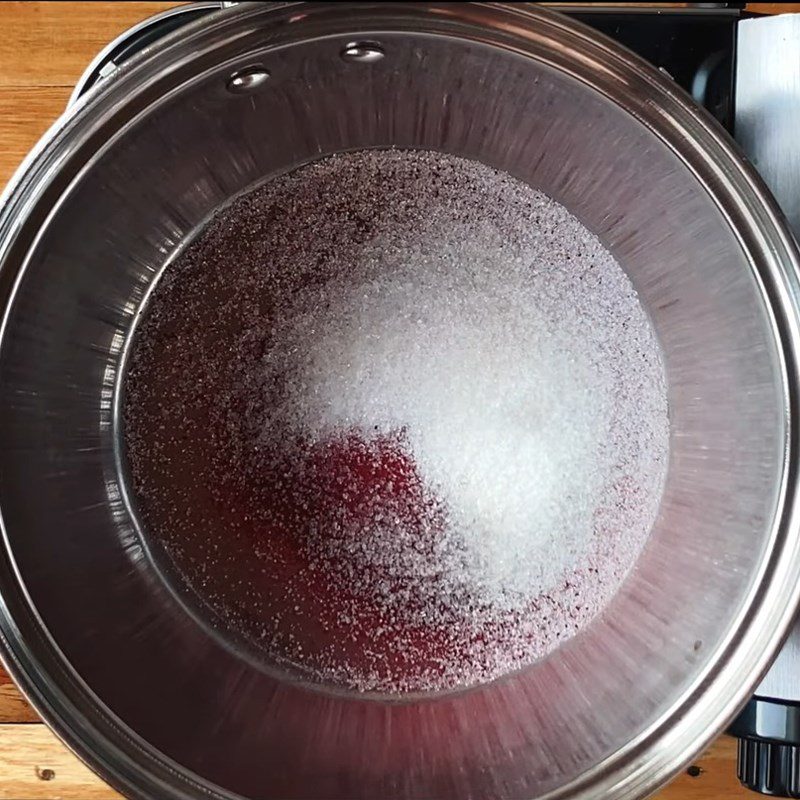 Step 3 Cooking hibiscus flower powder Raspberry soda (raspberry) blended