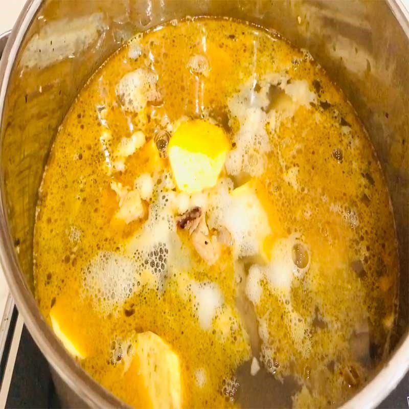 Step 4 Cook the curry Chicken curry coconut milk sweet potato