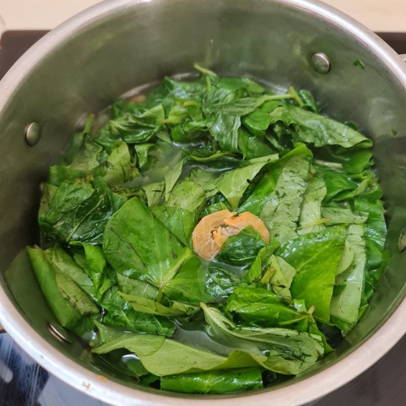 Step 2 Cooking Soup Water Spinach Soup with Dried Shrimp (Recipe shared by user)