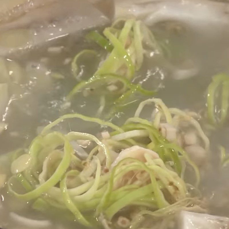 Step 4 Cook the soup for young jackfruit soup