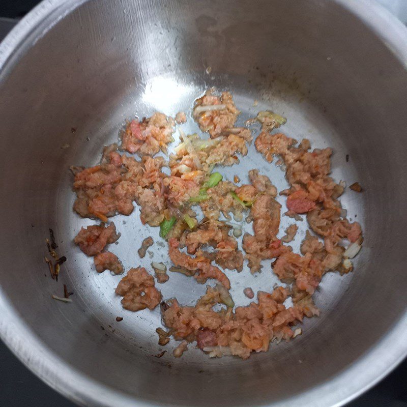 Step 2 Cook the soup for Squash soup with dried shrimp