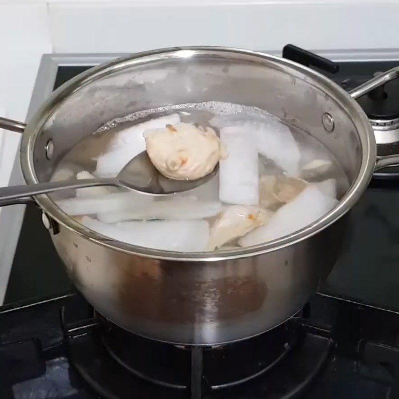 Step 2 Cooking Korean fish cake radish soup