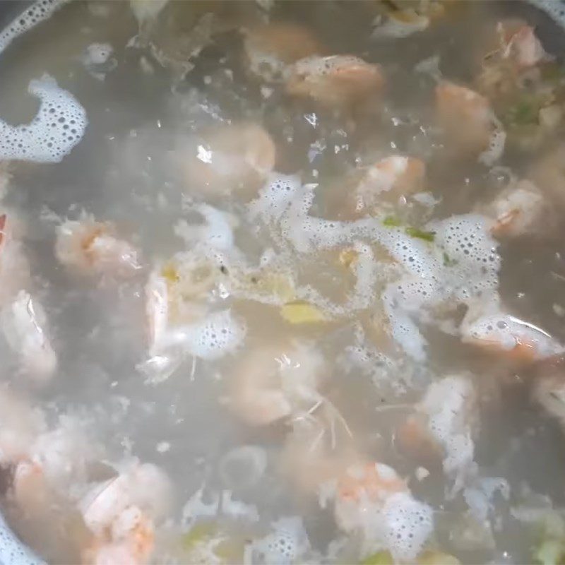 Step 3 Cooking the Soup Fresh Shrimp and Gourd Soup