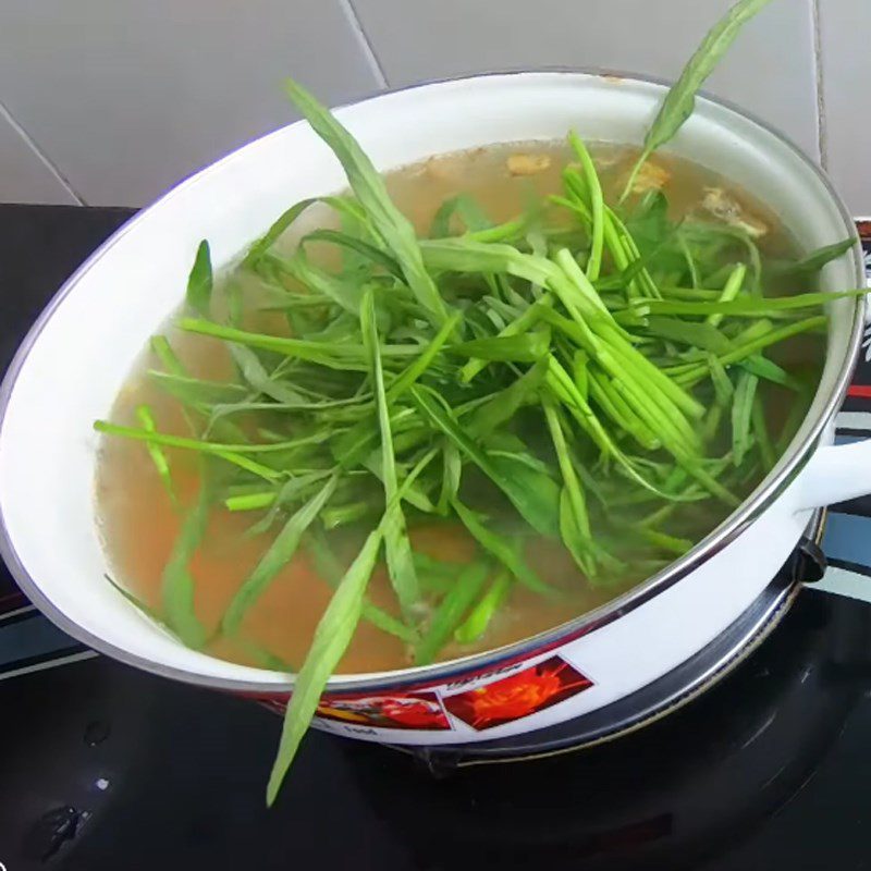 Step 2 Cooking soup Water spinach soup with sour shrimp