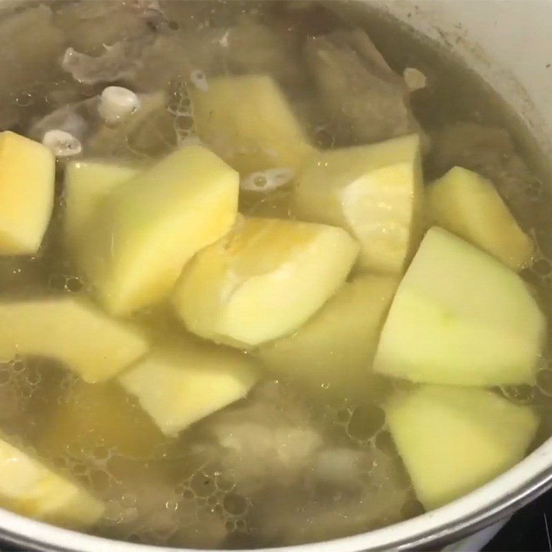 Step 4 Cooking the Soup Beef rib stew with papaya