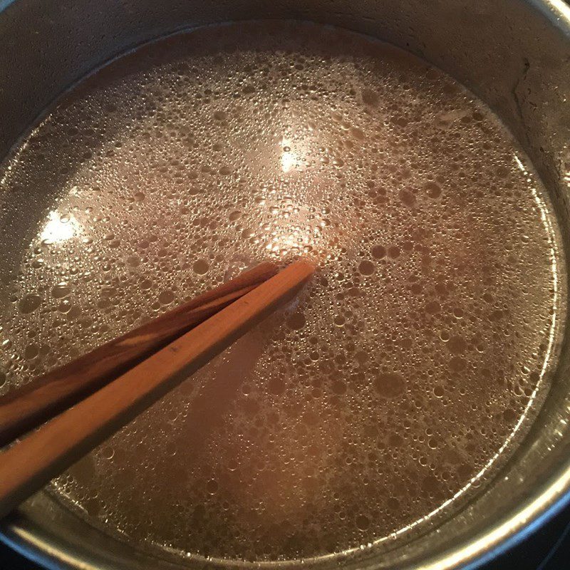 Step 3 Cook the soup Carrot soup with pork bones