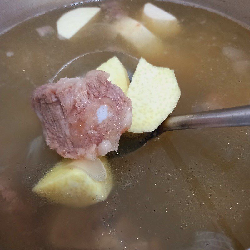 Step 2 Cook the soup Taro soup with pork bones