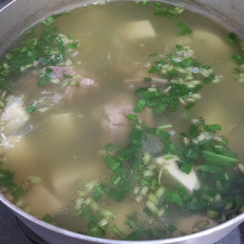 Step 2 Cook the soup Taro soup with pork bones