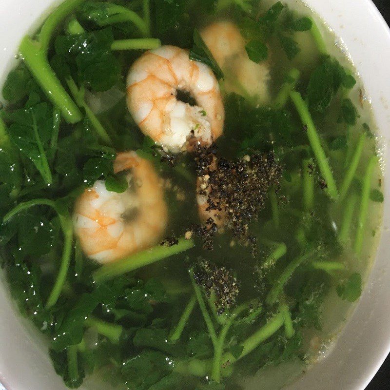 Step 2 Cooking soup Watercress soup (watercress) with fresh shrimp