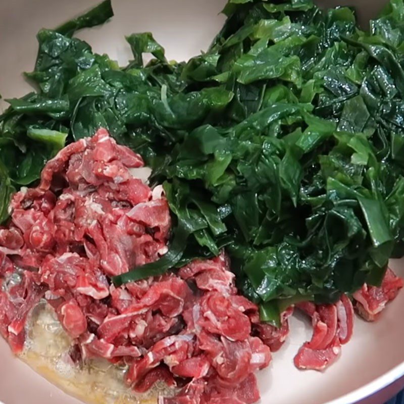 Step 3 Cooking Soup Seaweed Beef Tofu Soup