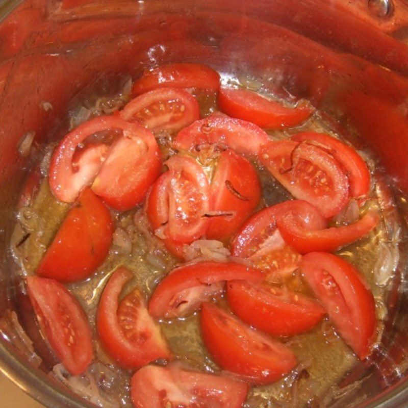 Step 2 Cooking the soup Tomato Water Spinach Soup