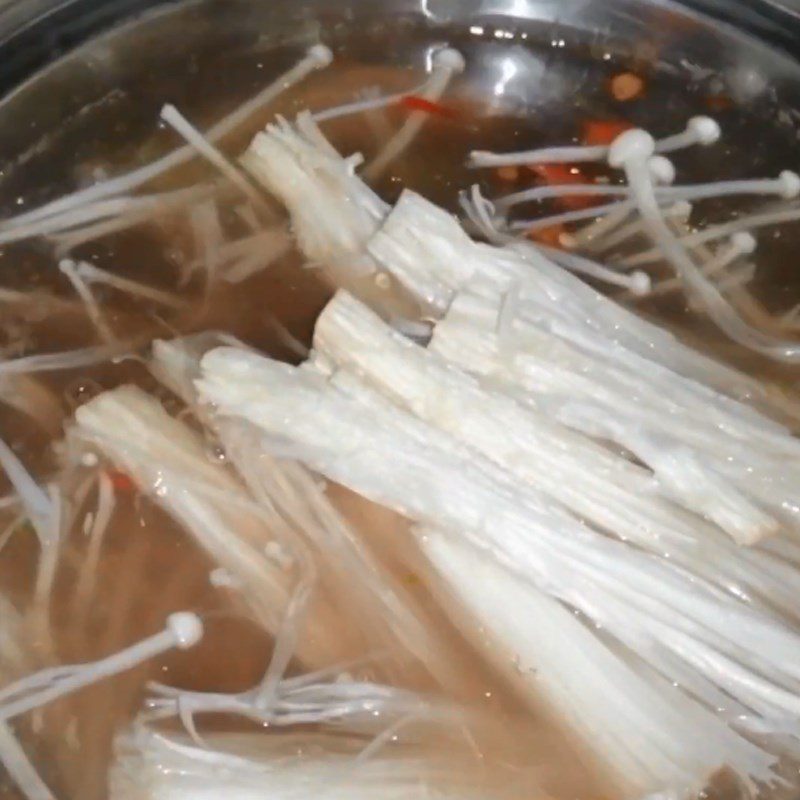 Step 3 Cook the soup Blood clam soup