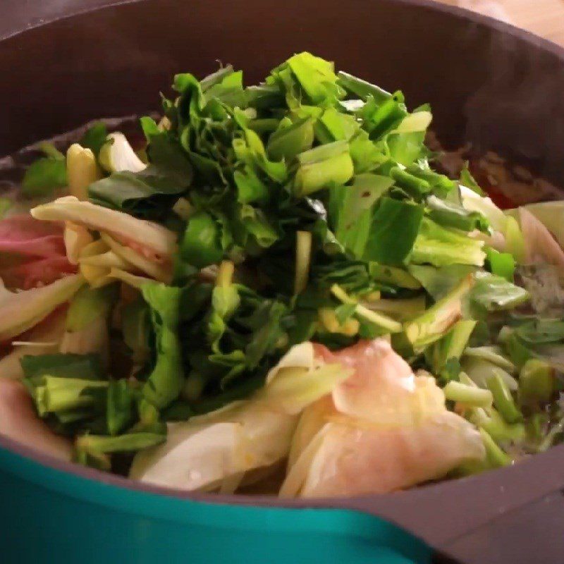 Step 4 Cooking the soup Sour soup with mullet and string beans