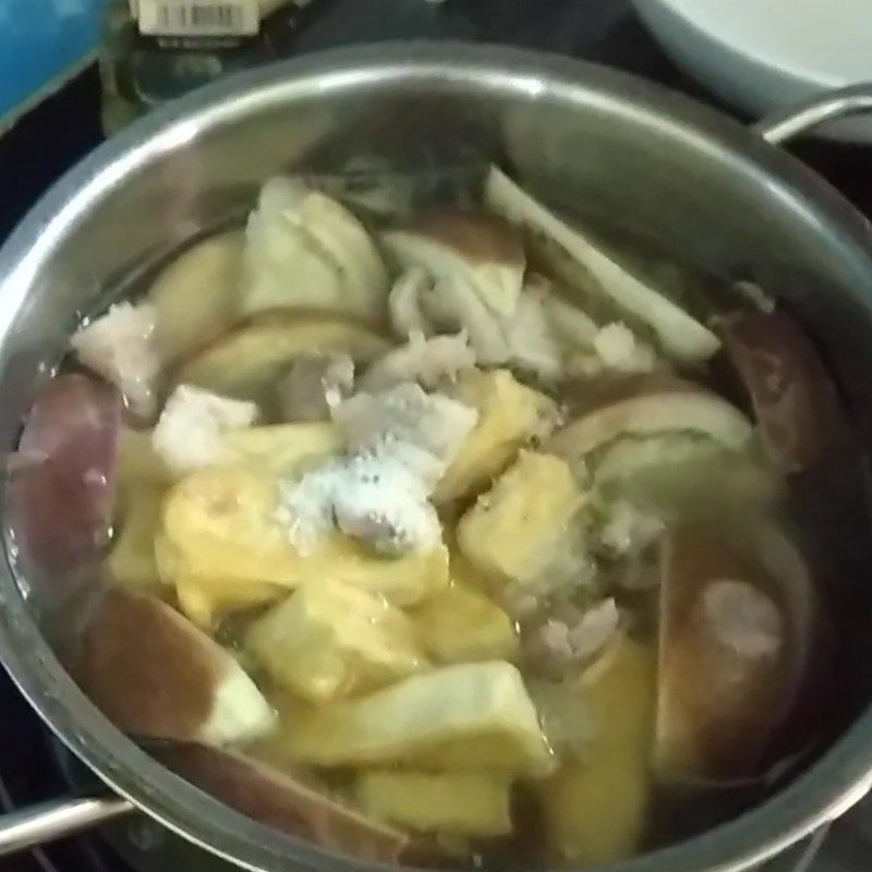 Step 4 Cook Eggplant Soup with Fermented Rice Eggplant Soup with Fermented Rice