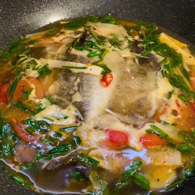 Step 3 Cooking sour fish soup Sour fish soup