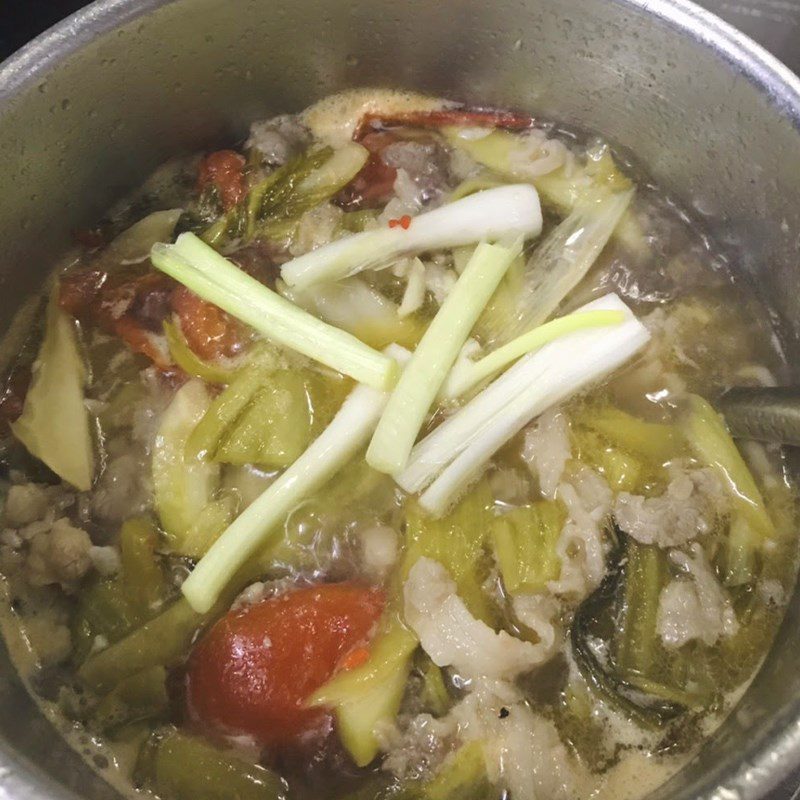 Step 5 Cooking sour cucumber soup with beef Sour cucumber soup with beef