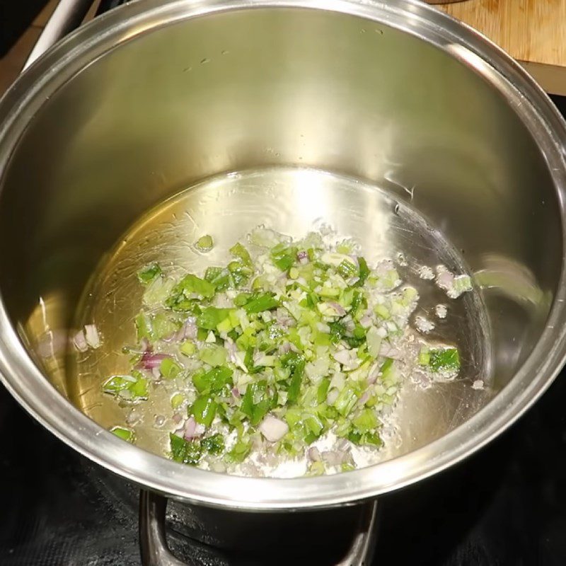 Step 4 Cook asparagus shrimp soup