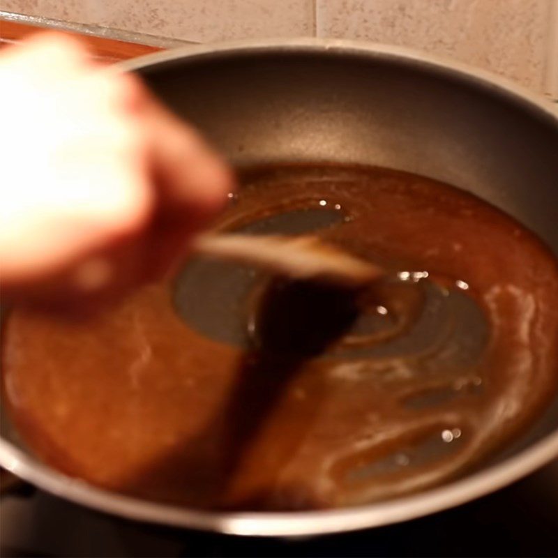 Step 1 Make Caramel Banana Cake