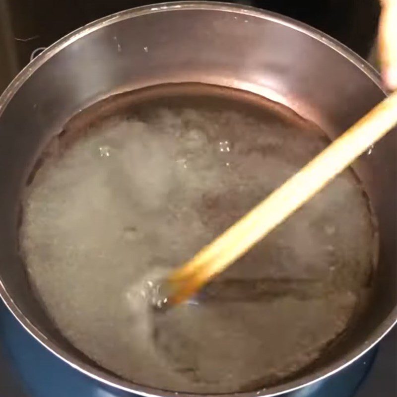 Step 1 Cook caramel for flan using an air fryer