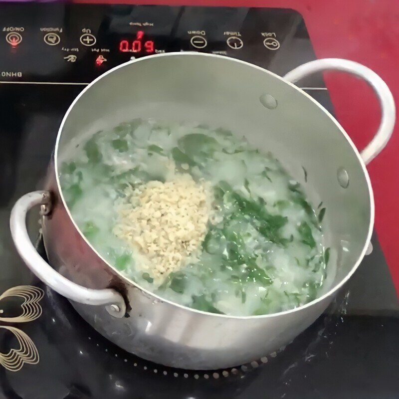 Step 3 Cook porridge Walnut porridge