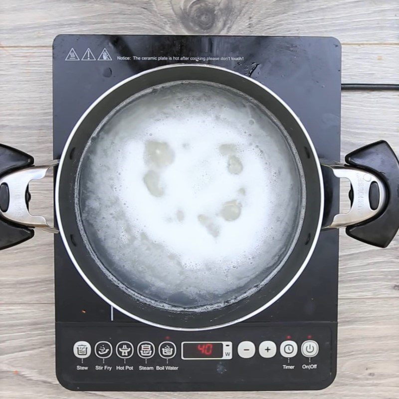 Step 2 Cook the porridge for Green Bean Porridge with Vietnamese Shiso