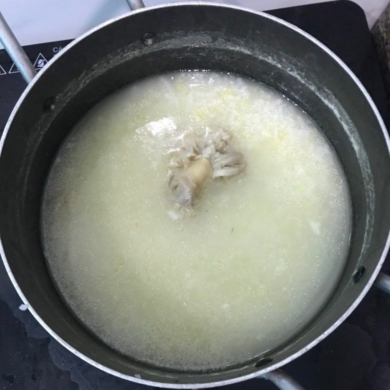 Step 4 Cooking chicken porridge with mung beans Chicken porridge with mung beans (recipe shared by users)