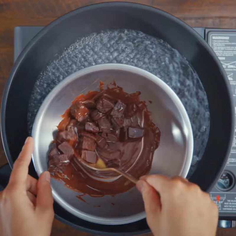 Step 1 Melt the chocolate for Chocolate Lamington