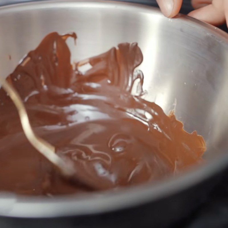 Step 1 Melt the chocolate for Chocolate Lamington