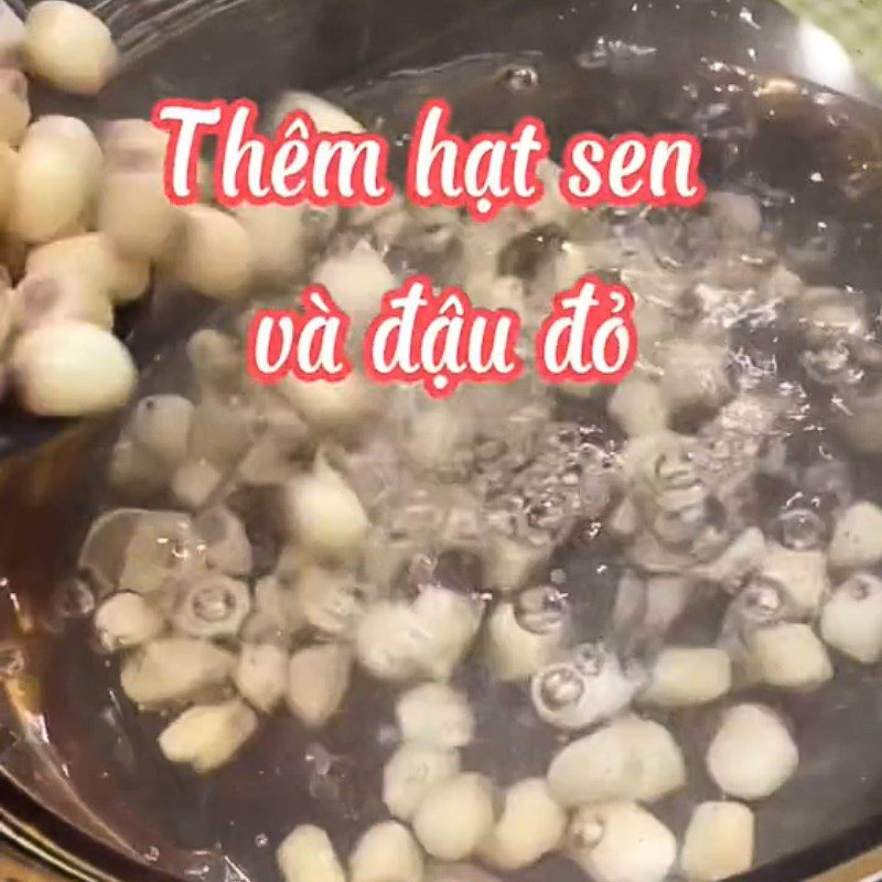 Step 2 Cook the Sweet Soup Red Bean and Lotus Seed Sweet Soup (Recipe shared from Tiktok Cooking with TasteVN)