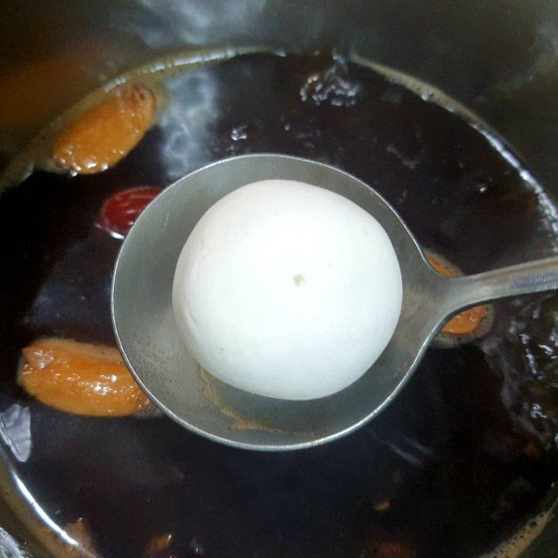 Step 6 Cook glutinous rice balls with salty filling