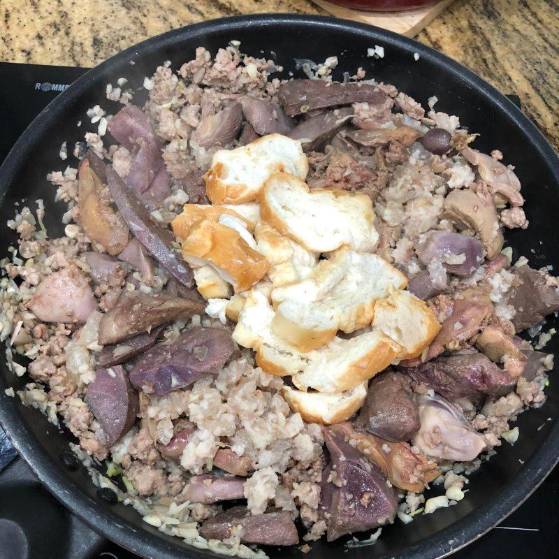 Step 3 Cook the ingredients for Pork Liver Pâté with Chicken Liver