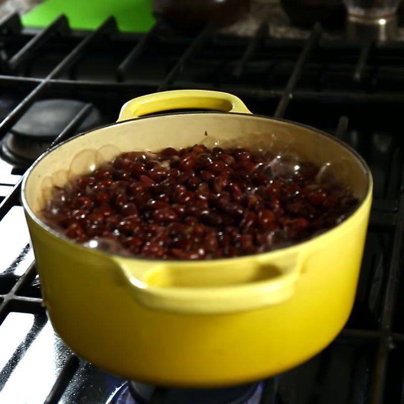 Step 3 Cooking rice Korean red bean rice