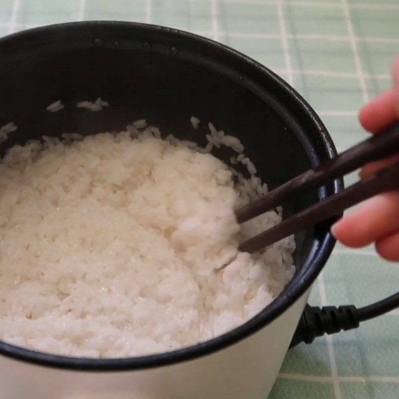 Step 2 Cook the Rice Cook Rice with a Mini Hot Pot