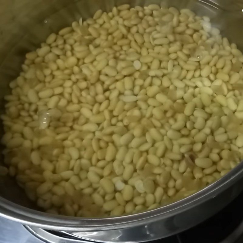 Step 2 Cook the Soybean Paste (Whole Bean Paste)