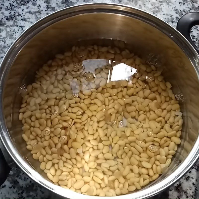 Step 2 Cook the Soybean Paste (Whole Bean Paste)