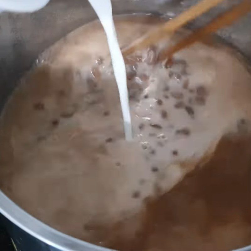 Step 2 Cook red beans with coconut milk Red bean smoothie bag